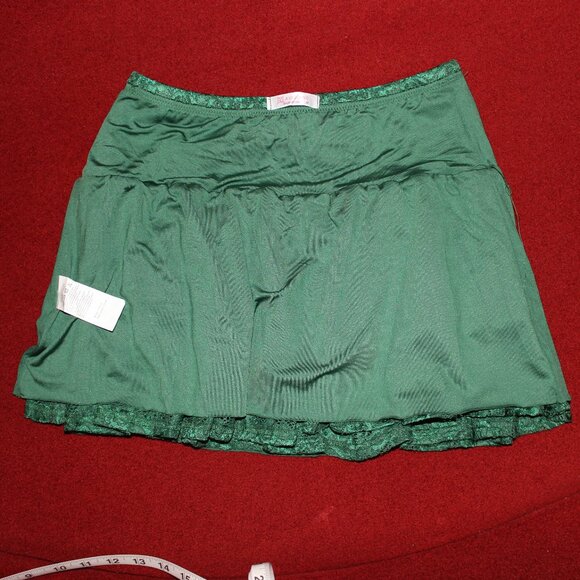 Lace Ruffled Mini Skirt Medium - Picture 7 of 12